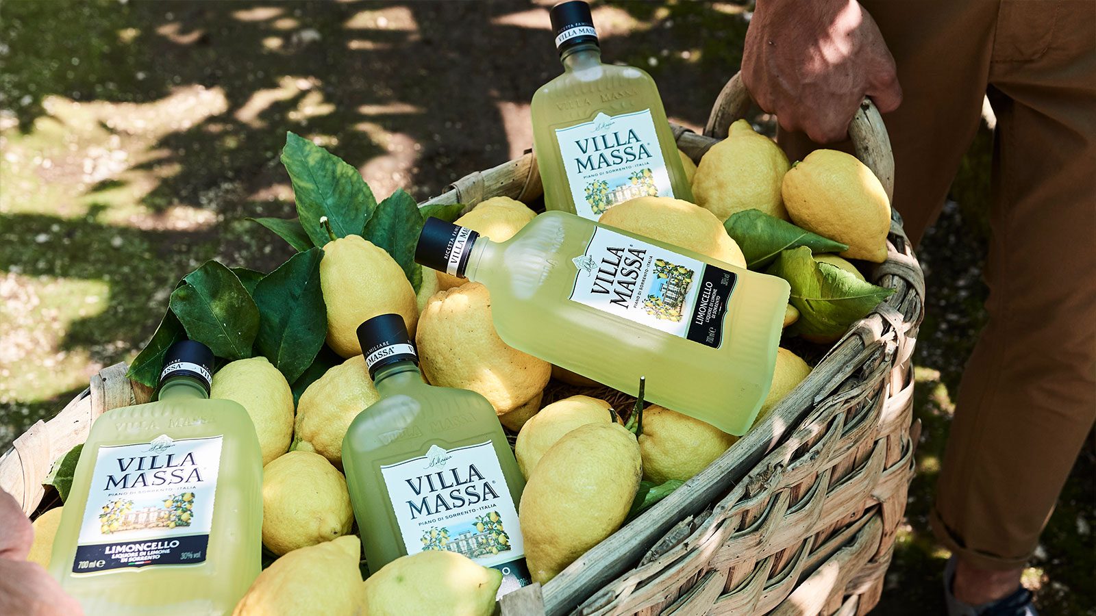 Villa Massa Limoncello di Sorrento 70cl avec Verres